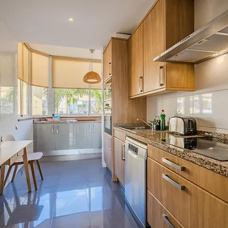 Hermitage Homes Rpla Apartament *