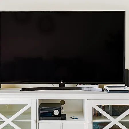 Hermitage Homes Rpla Apartamento *